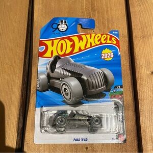Hot Wheels PASS N GO Monopoly Anniversary 90 Year #5/250 2026 New Long Card